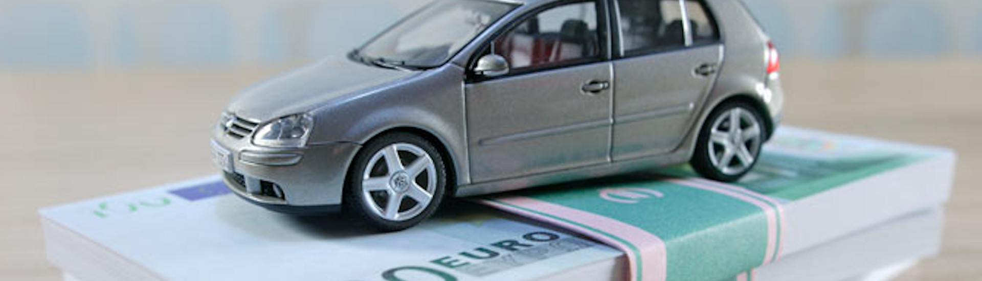 Si può vendere un’auto con bollo scaduto?