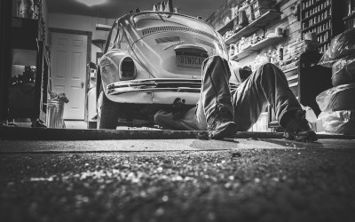 Cosa succede in caso di incidente con l'auto sprovvista della revisione?