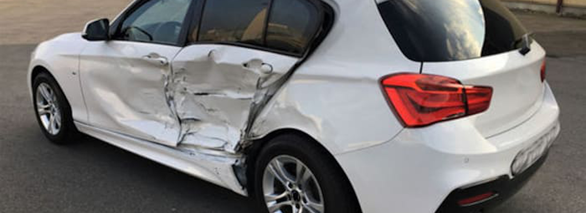 Guida all'acquisto di auto incidentate: consigli, normative e rischi